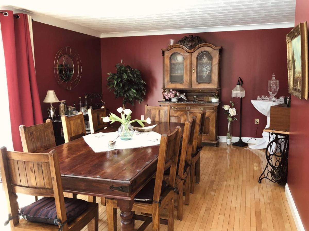 Forest & Lake Pei Bed & Breakfast Murray Harbour Exterior photo