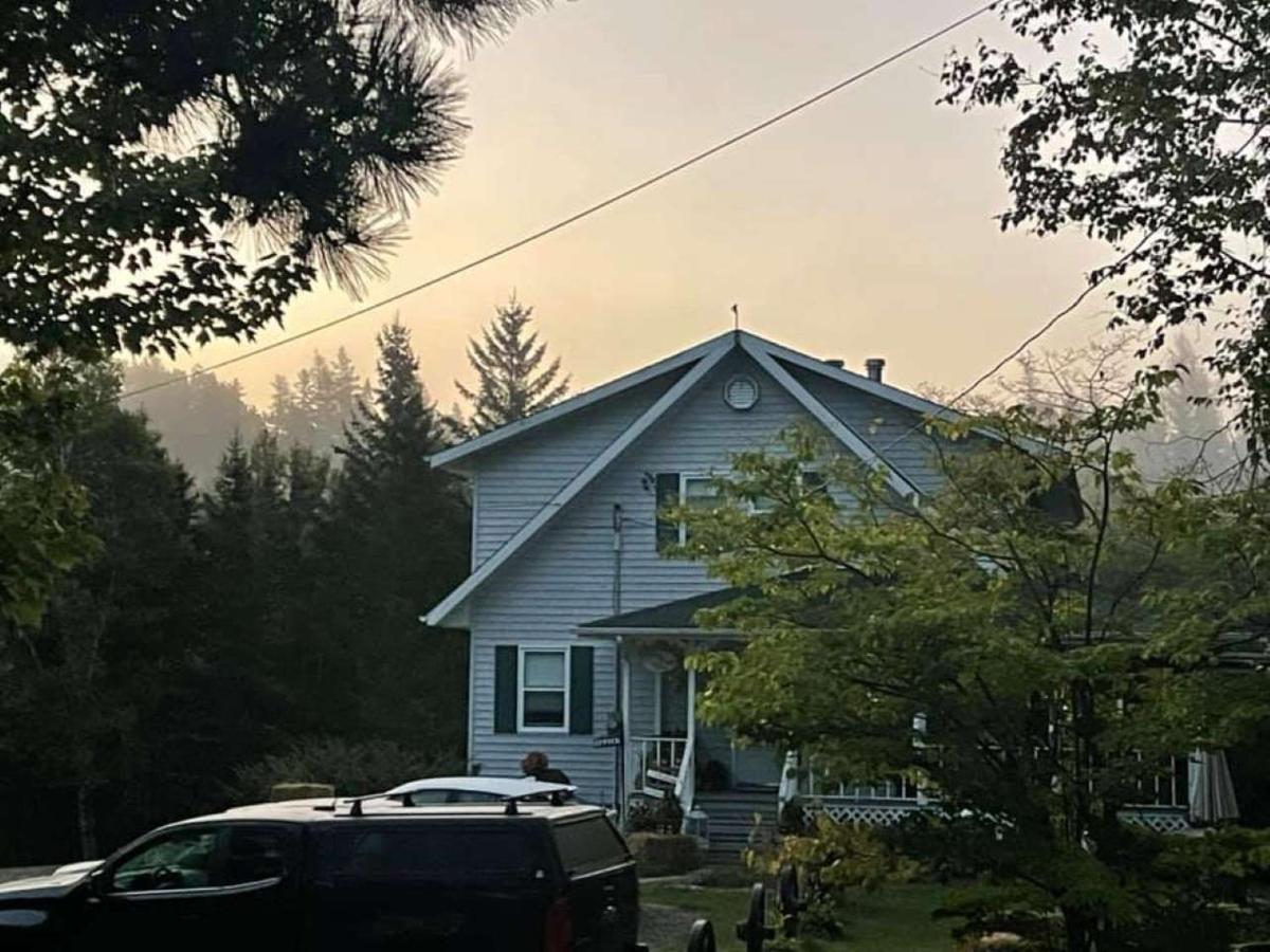 Forest & Lake Pei Bed & Breakfast Murray Harbour Exterior photo