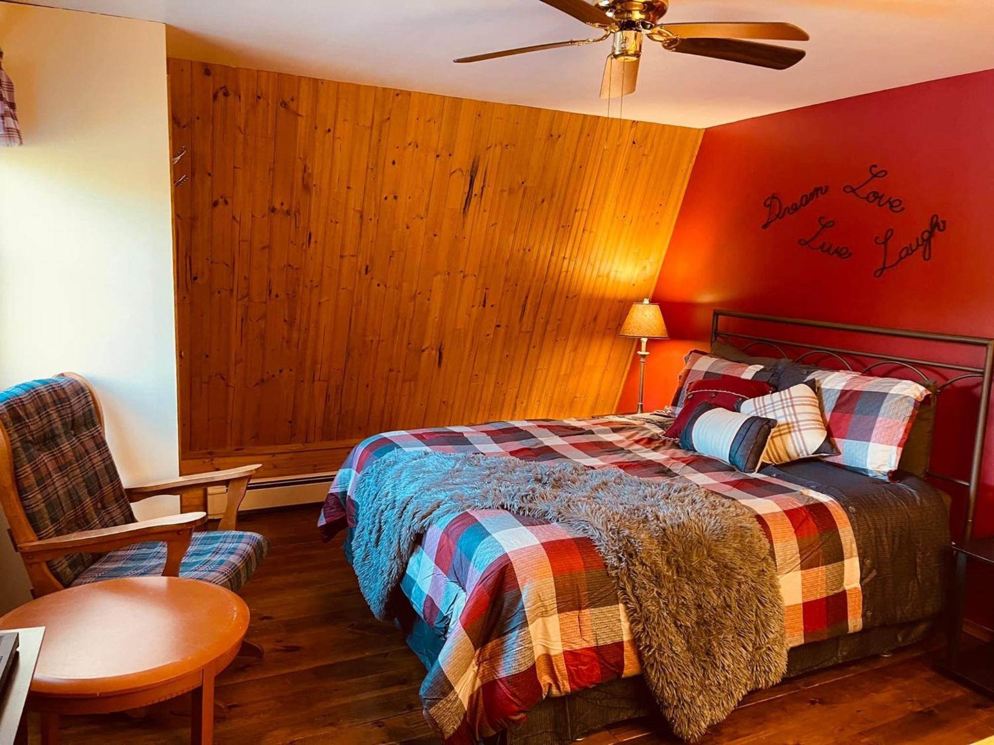 Forest & Lake Pei Bed & Breakfast Murray Harbour Exterior photo