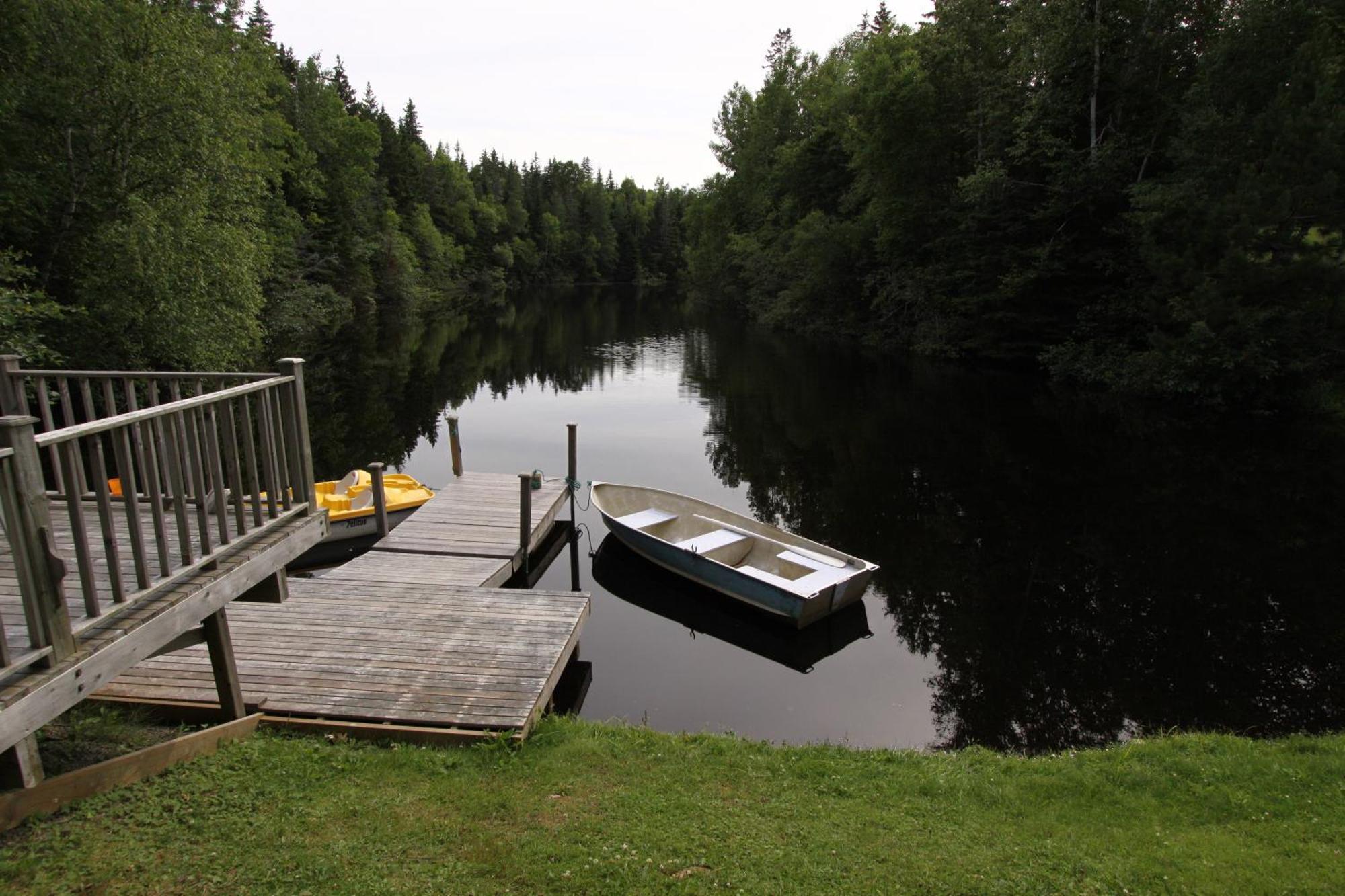 Forest & Lake Pei Bed & Breakfast Murray Harbour Exterior photo